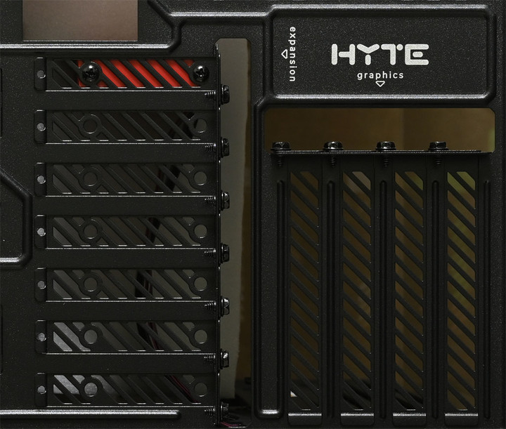 HYTE Y40 紅黑款機殼開箱