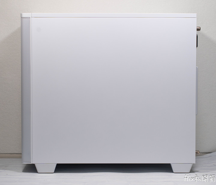 [開箱] 來自全漢的MATX機殼 CST360 WHITE