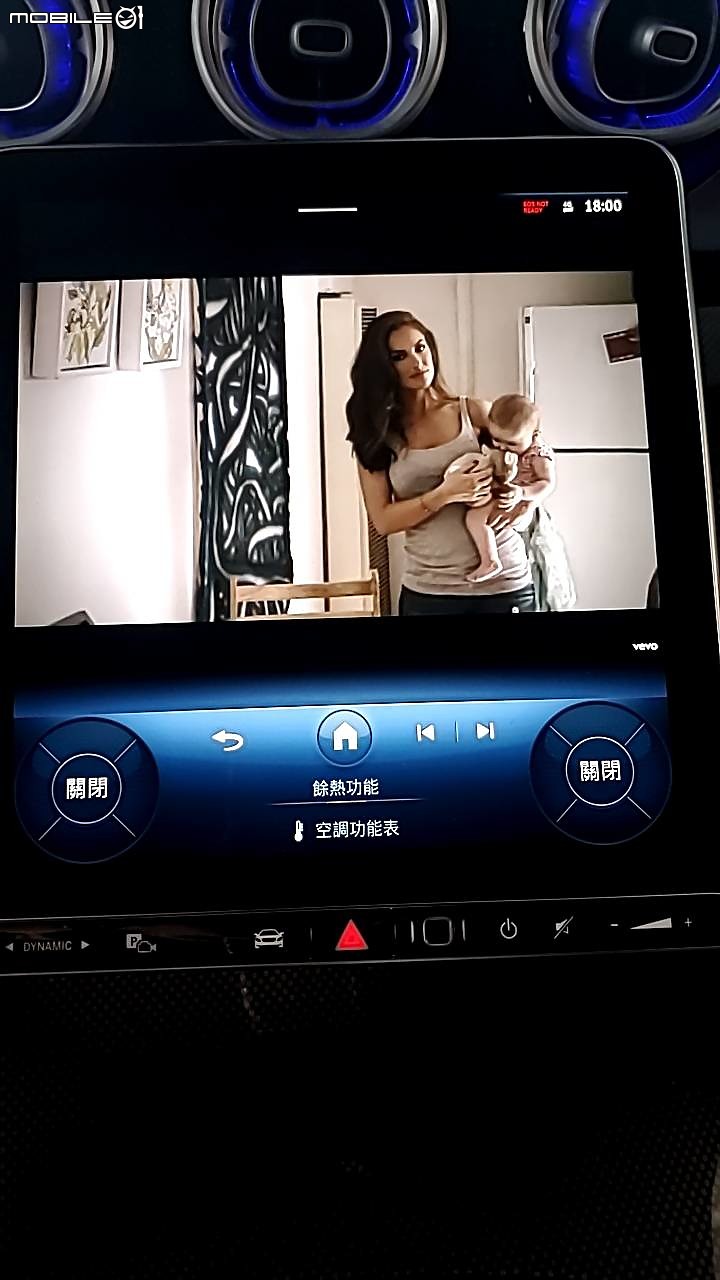 點我看大圖 小弟的23年GLC300(X254)開箱~1