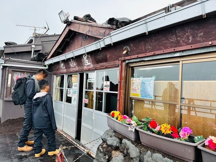 2023第7號颱風期間攀登富士山完登入住河口湖