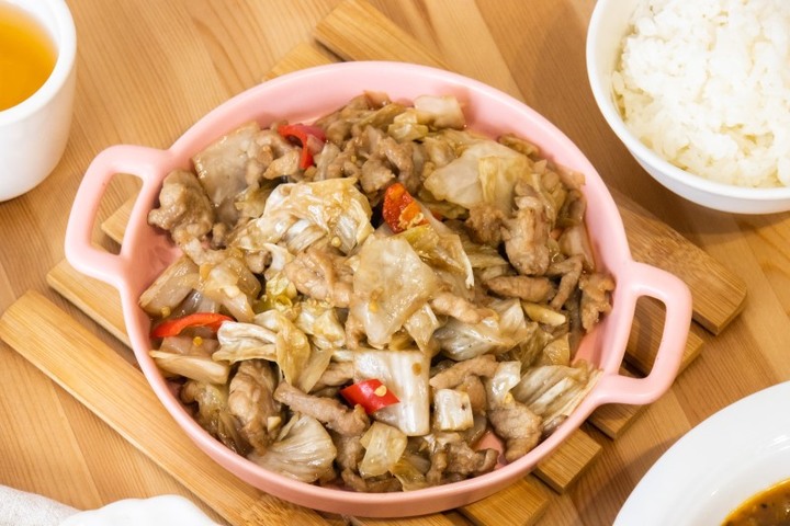 鹽埕川菜傳香一甲子！大火翻炒鑊氣逼人 盡品四川道地美味