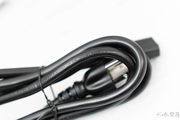 [開箱]一電雙卡 INWIN迎廣P130II 雙12VHPWR電供