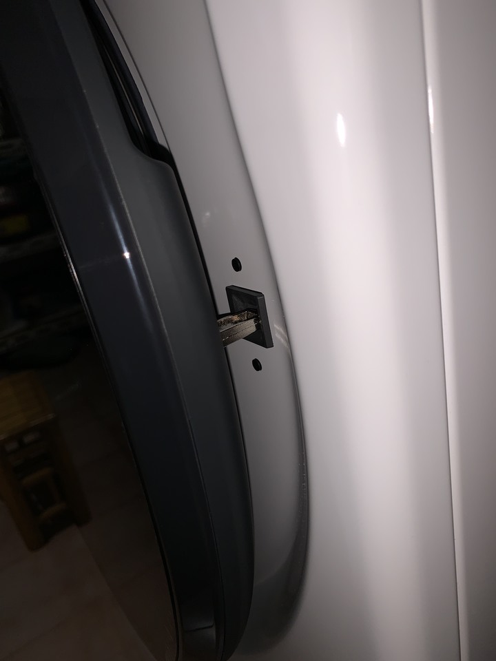 Panasonic滾筒洗衣機門蓋下墜問題(NA-V150MSH)