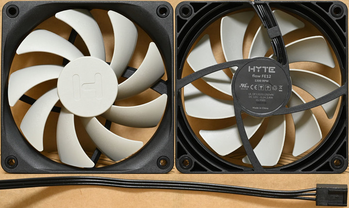 HYTE Y40 紅黑款機殼開箱