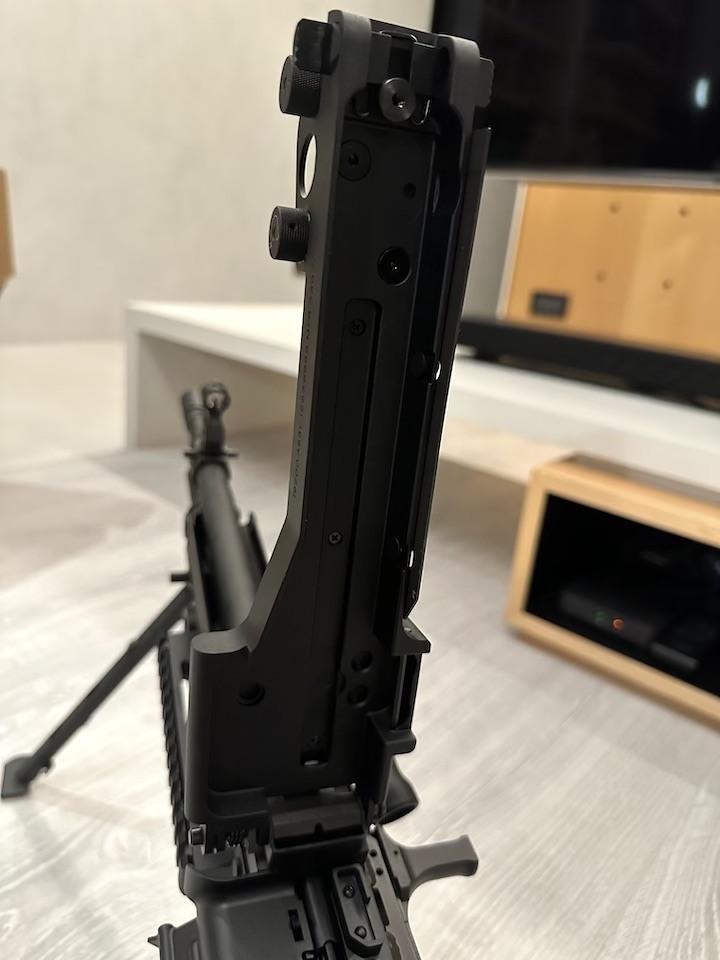 VFC M249 SAW 氣動空氣軟槍 | 期待已久的實用化輕機槍開箱
