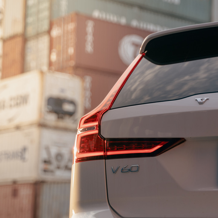 [開箱] 兩個半月一萬公里小鋼炮 V60 2023