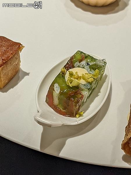 點我看大圖 東京米其林一星法式餐廳Simplicité(サンプリシテ)