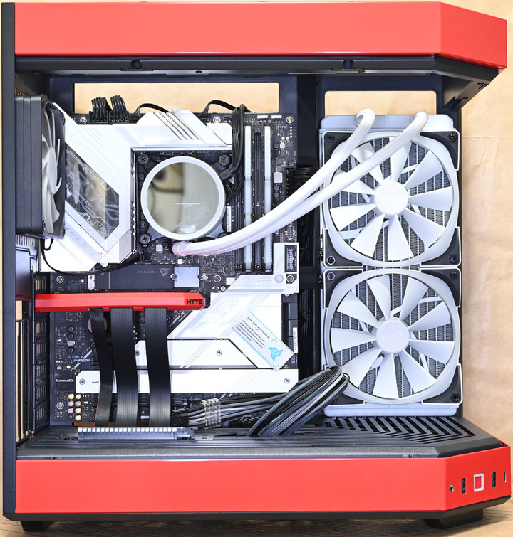 HYTE Y60 紅黑款機殼開箱
