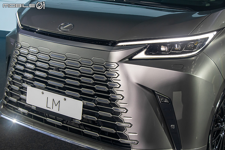 【採訪】Lexus LM 大改款抵台亮相,四車型、429萬元起!
