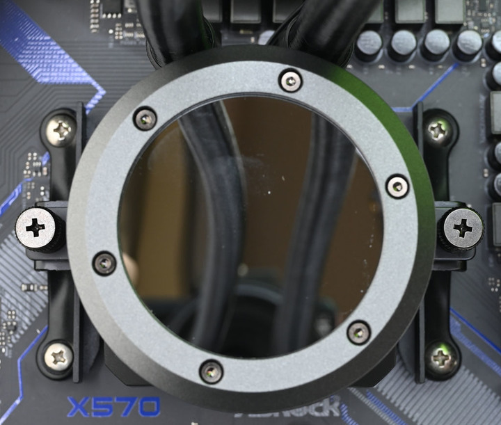 Thermaltake TH360 V2 ARGB Sync一體式水冷散熱器簡介及測試