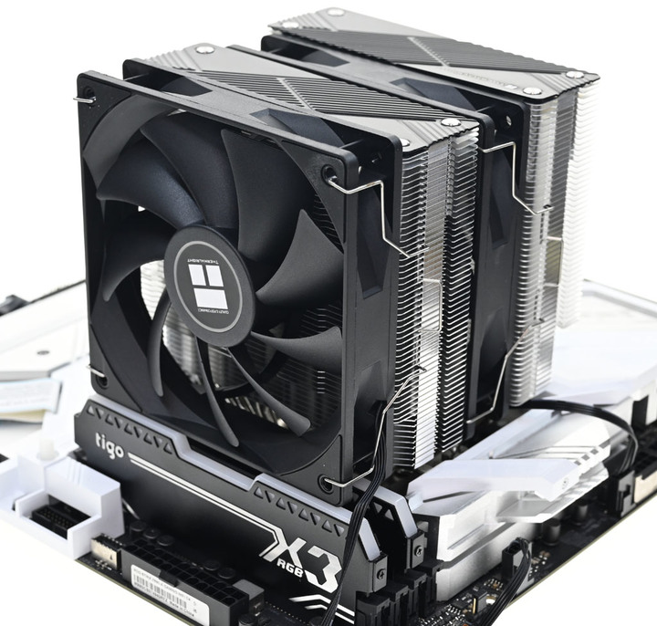 點我看大圖 Thermalright索摩樂Phantom Spirit 120 PS120散熱器簡介及測試