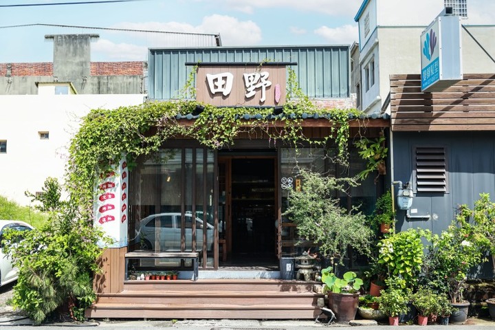苗栗傳統日式|現撈海鮮搭配在地蔬果 十年手藝壽司來店必吃