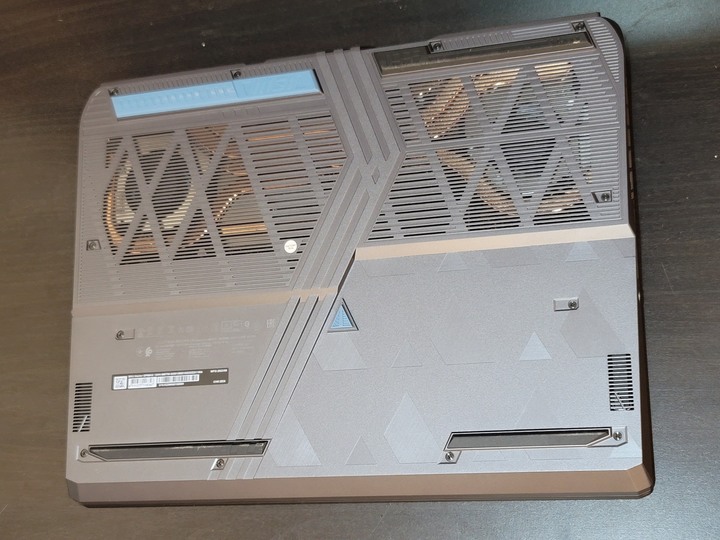 MSI GP68HX 12V使用感想