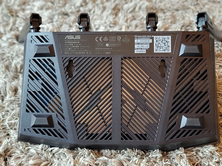 感謝Netflix 決心升級ASUS RT-AX5400 無線路由器