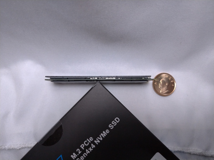 大容量TLC才是王道-巨蟒i4X 4000GB開箱