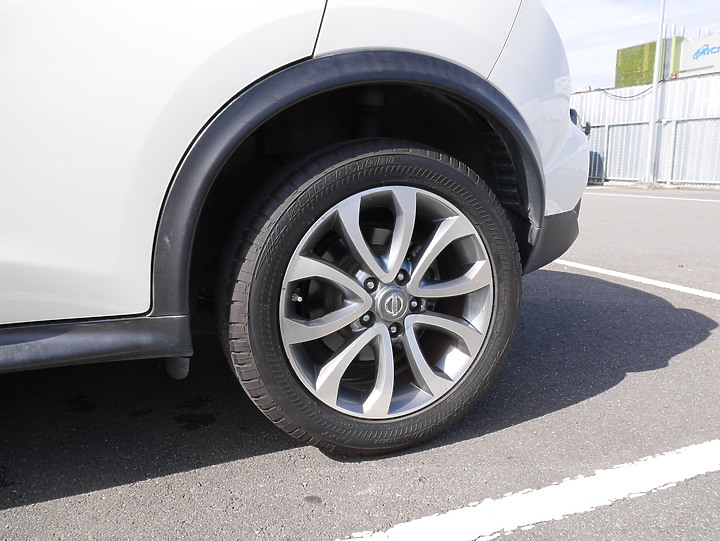普利司通DRIVEGUARD RFT失壓續跑胎10萬公里達成