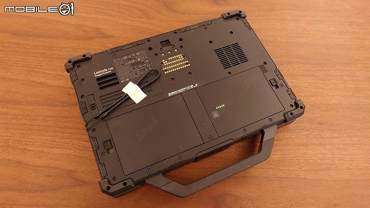 [開箱文] Dell Latitude 7330 Rugged Extreme 強固型軍規筆電