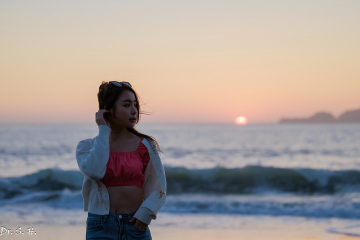 他鄉遇故知, 而且不是債主(美女)