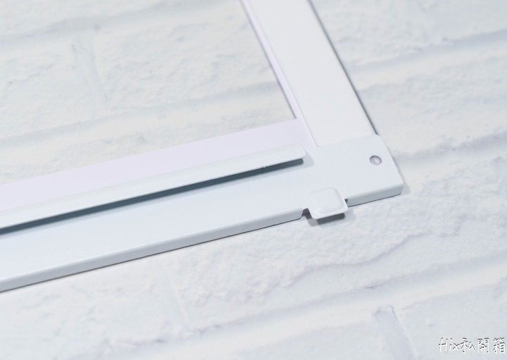 [開箱] 來自全漢的MATX機殼 CST360 WHITE