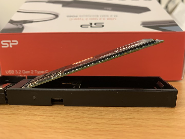 點我看大圖 SP PD60 M.2 SSD外接盒+Kioxia G2 1TB SSD開箱心得