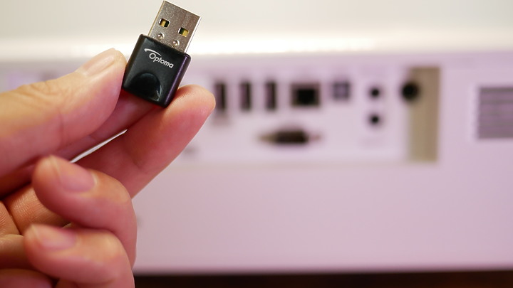[鐵絲評測] OPTOMA UHZ45+ 4K雷射投影機 -價位帶王者-