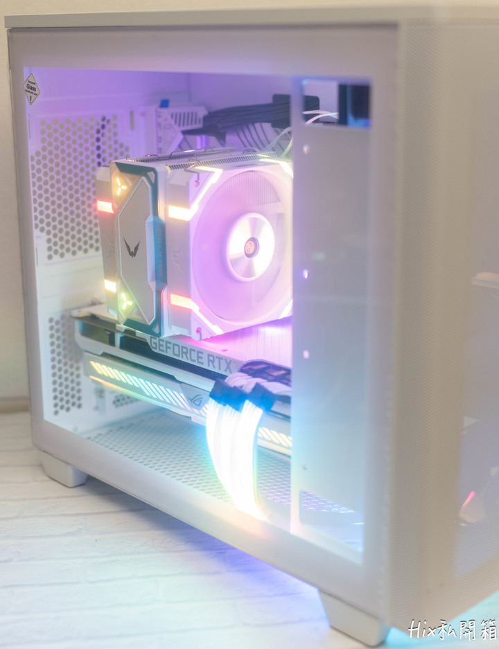 [開箱] 來自全漢的MATX機殼 CST360 WHITE