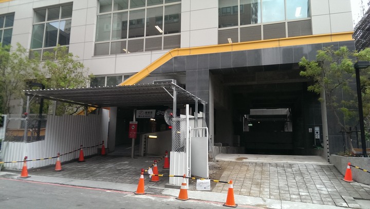 台中捷運綠線G5四維國小站共構大樓開發案