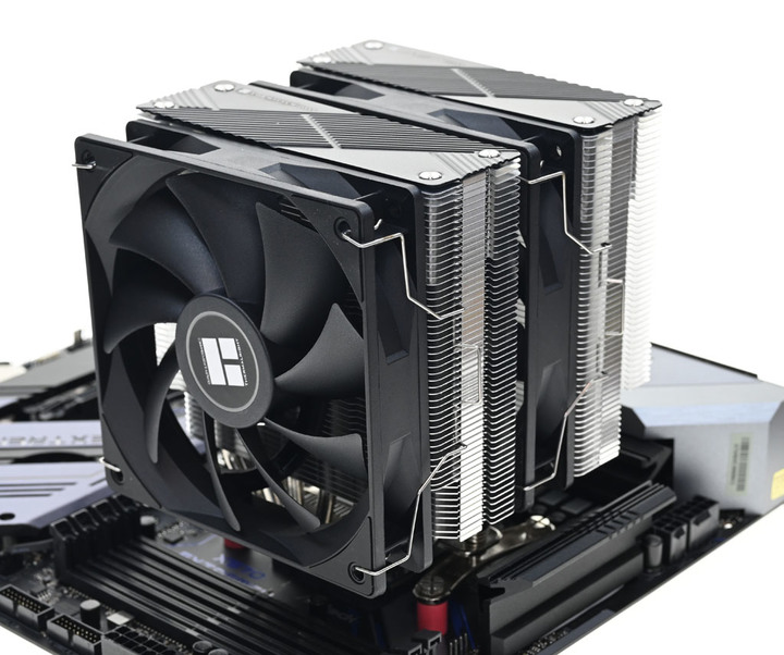 點我看大圖 Thermalright索摩樂Phantom Spirit 120 PS120散熱器簡介及測試