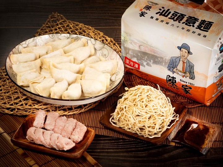 台南美食推薦│汕頭沙茶醬汁點亮意麵、魚冊內在美味靈魂