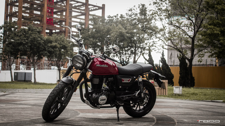 【TODD】【開箱】性能不行仍然有型?! - HONDA CB350RS