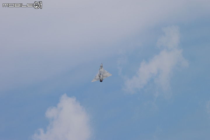 點我看大圖 EOS R7戰機拍攝初體驗@清泉崗航空嘉年華