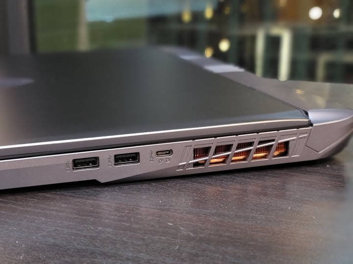 MSI GP68HX 12V使用感想