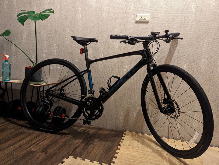 交車後與官網圖不一樣