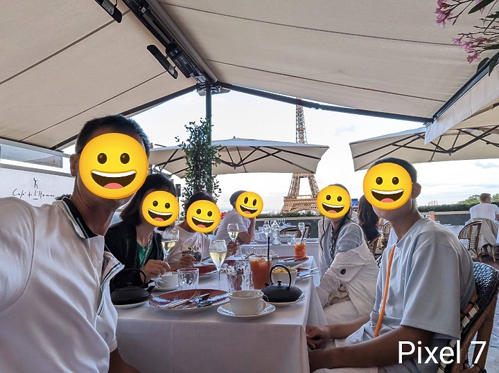 請問關於Xperia 1V的前鏡頭是否有HDR?