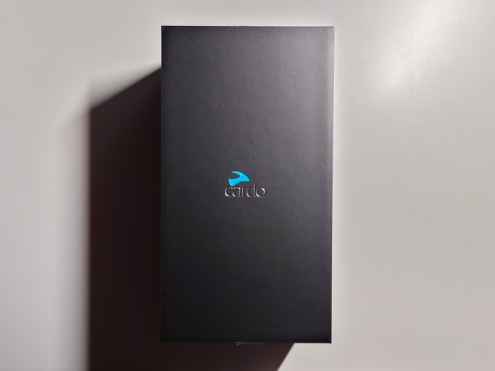 【開箱】Cardo Freecom 2X