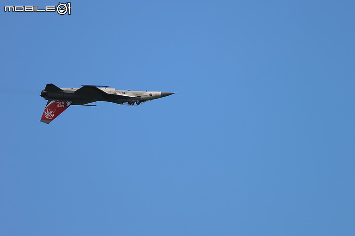 點我看大圖 EOS R7戰機拍攝初體驗@清泉崗航空嘉年華
