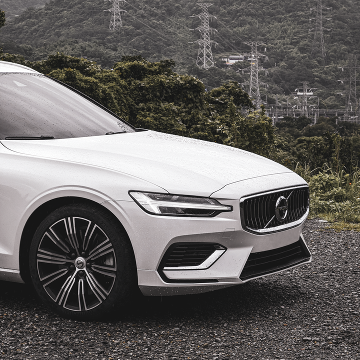 [開箱] 兩個半月一萬公里小鋼炮 V60 2023