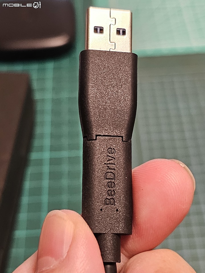 【 開箱分享 】所有檔案一手掌握，Synology BeeDrive 行動備份小蜜書，為你嗡嗡嗡看守寶貴的重要資料！