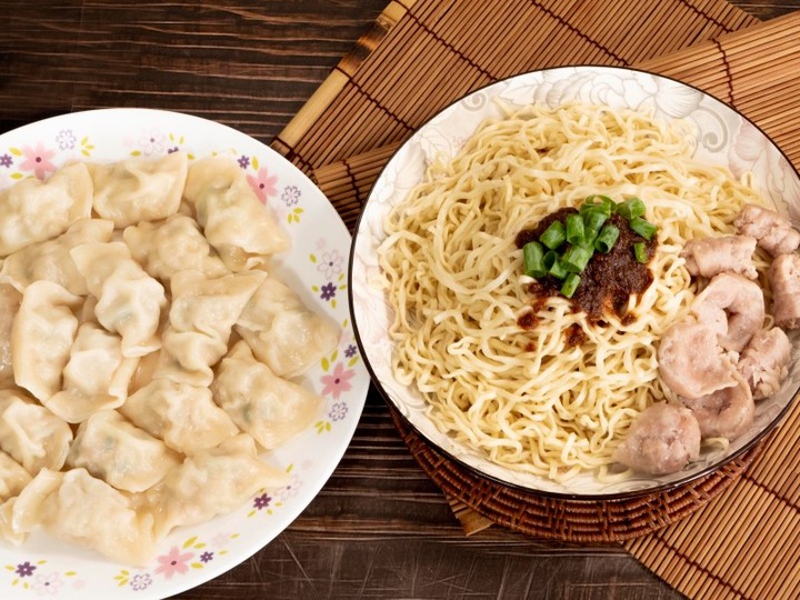 台南美食推薦│汕頭沙茶醬汁點亮意麵、魚冊內在美味靈魂