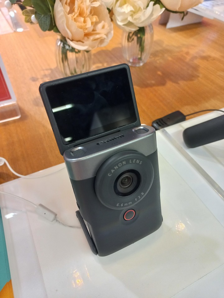 PowerShot V10 入手建議請益