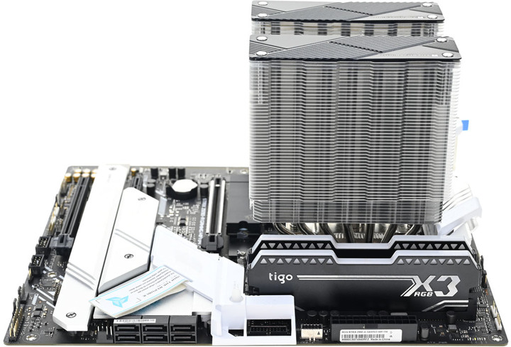 點我看大圖 Thermalright索摩樂Phantom Spirit 120 PS120散熱器簡介及測試