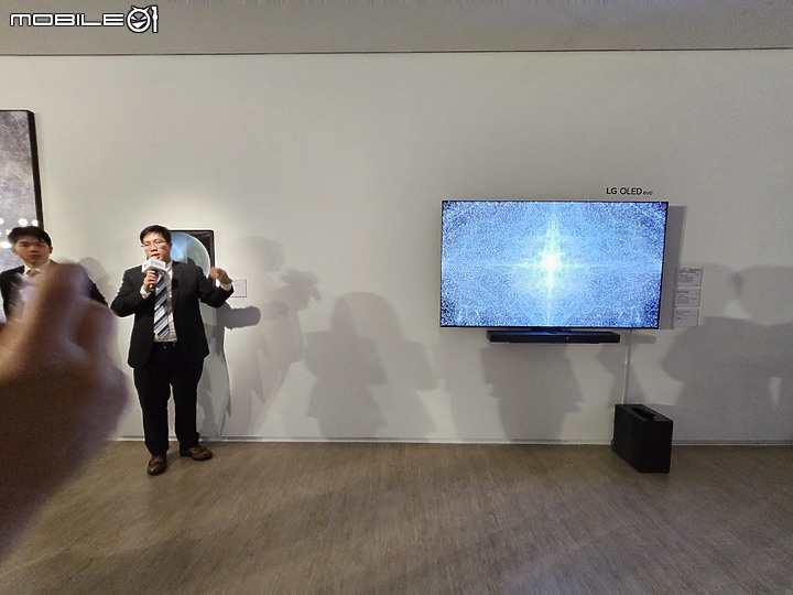 【體驗會實況】全球銷售十連冠 LG OLED evo 2023 超強戰力全新機種，完全顛覆你的影音視野！