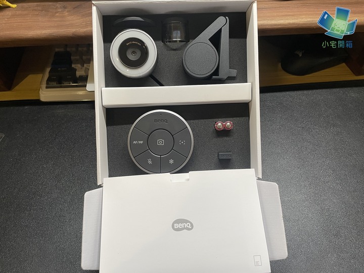 【小宅開箱】 翻轉新世界！BenQ ideamCam S1 Pro 開箱 讓你的畫面永遠專注於重點
