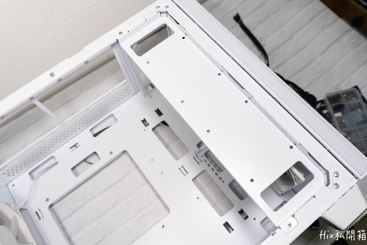 [開箱] 來自全漢的MATX機殼 CST360 WHITE