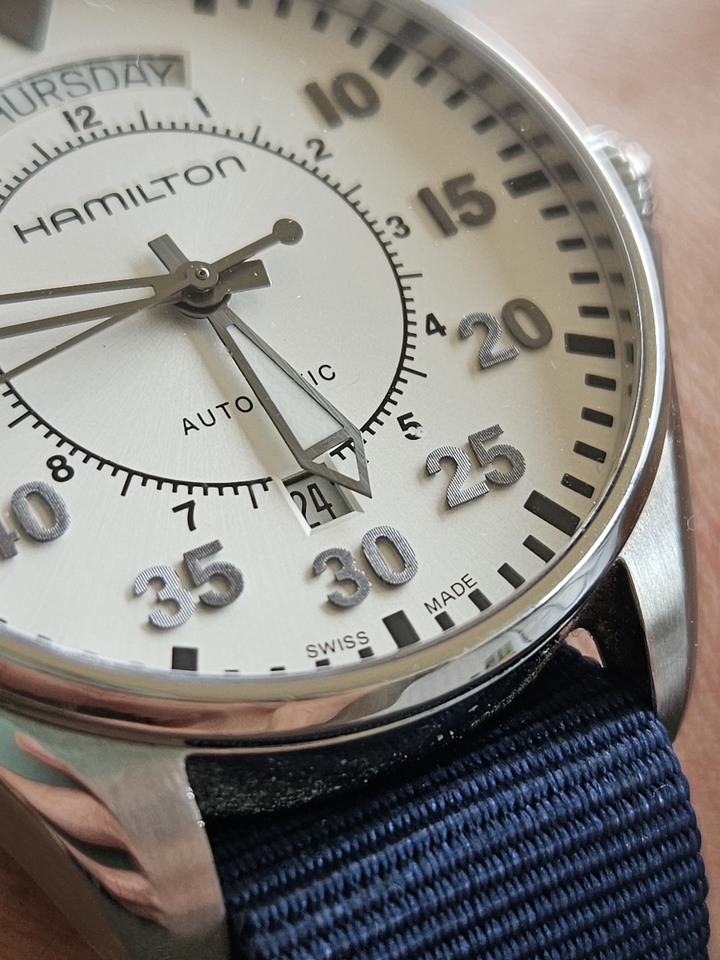 分享 Hamilton Khaki Pilot Day Date white