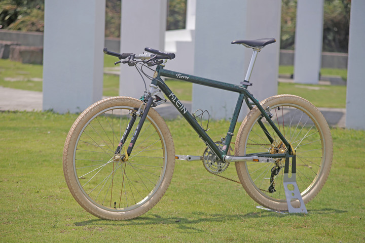 基本教義派的門票 1994 KLEIN Fervor (nebula green)