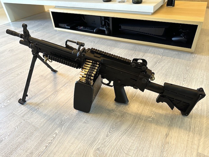 VFC M249 SAW 氣動空氣軟槍 | 期待已久的實用化輕機槍開箱