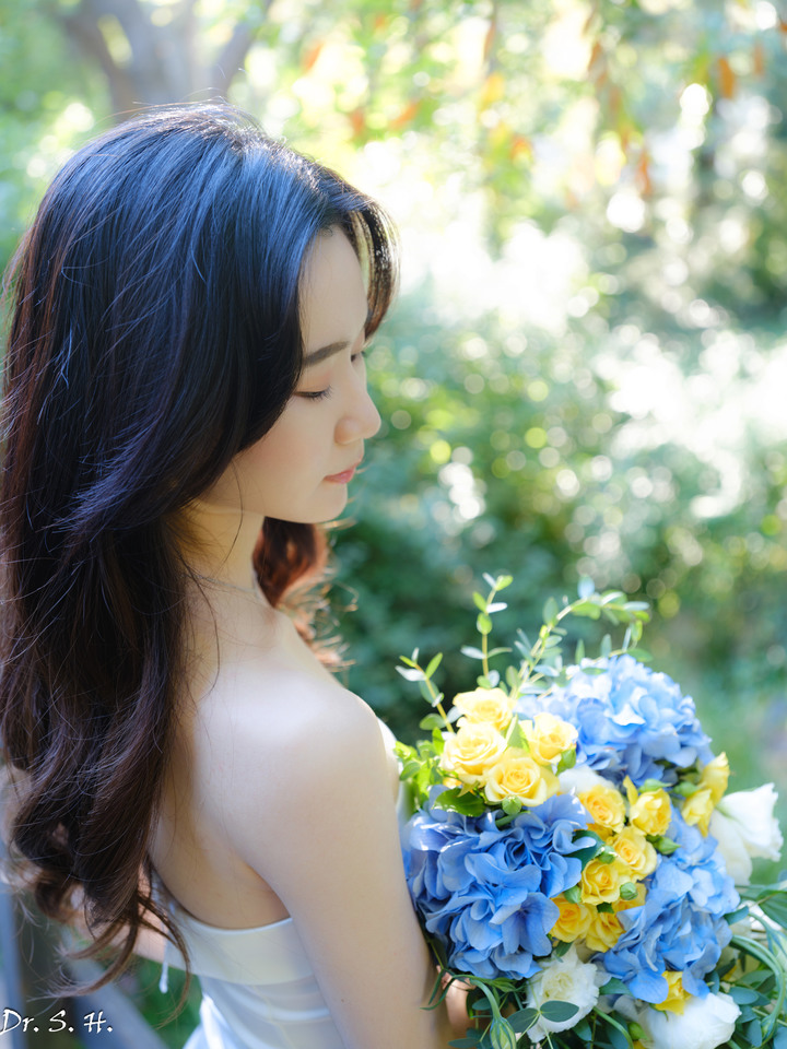 美女畢業主題照 ( UC Berkeley) 圖多