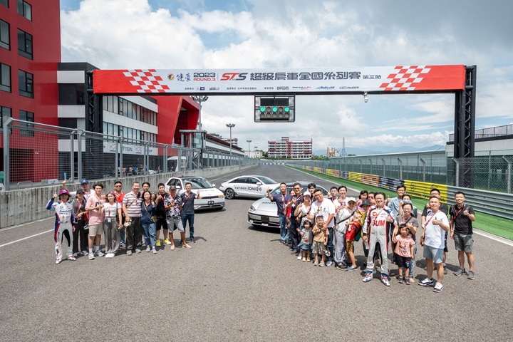 2023 STS 超級房車全國系列賽:Safety Car(ioniq6)、Medical Car(ioniq5)