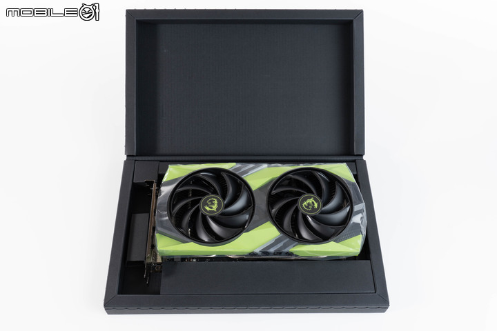微星 GEFORCE RTX 4060 GAMING X NV EDITION 顯示卡快速開箱試用 以特殊塗裝與大型散熱設計打造不同風格